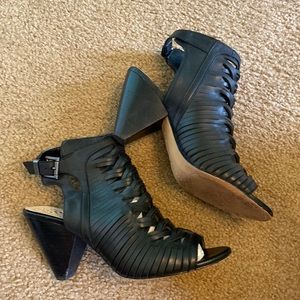 Vince Camuto Emore Sandals